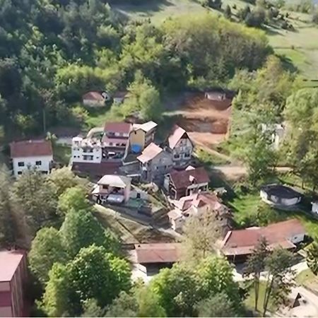 Domacinstvo Jolovic Hotel Kraljevo Exterior foto